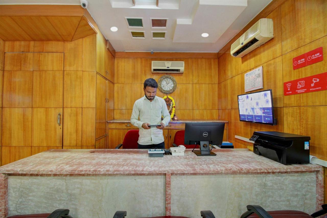 Vaccinated Staff - Collection O 13595 Vt Residency Hotel Bangalore Exterior photo
