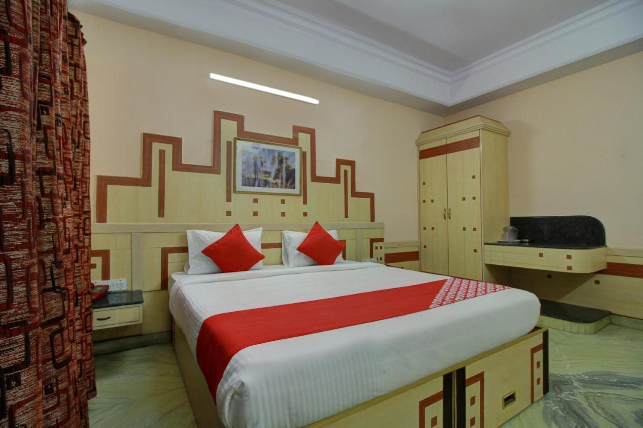 Vaccinated Staff - Collection O 13595 Vt Residency Hotel Bangalore Exterior photo